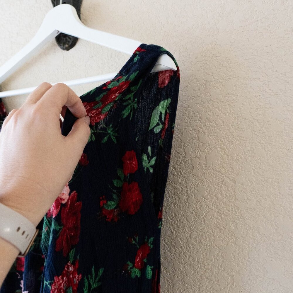 Ambiance Navy Floral Off Shoulder Crop Top | Size L | Long Sleeve Boho Blouse - Picture 7 of 9